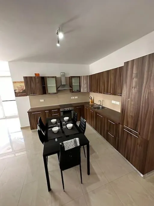 Apartment Modern Apt - Close To The Beach & Pv Is-Swieqi